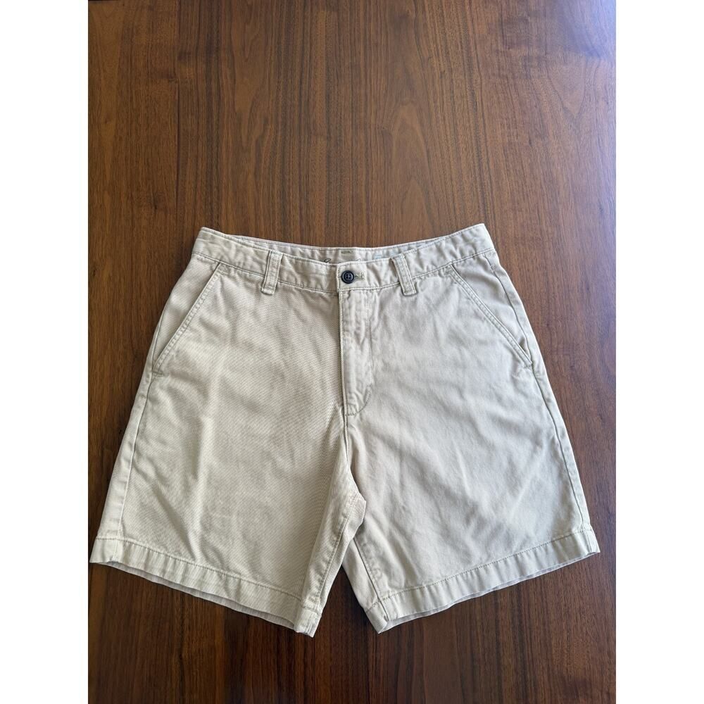 Eddie Bauer Men's Legendary Khaki Shorts - Size 31